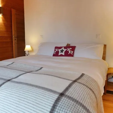 Sleeps 8 Wifi تشيسيرس