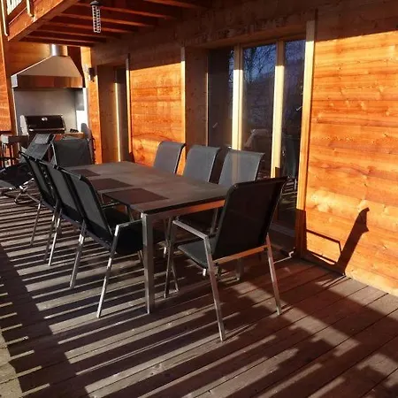 Sleeps 8 Wifi تشيسيرس