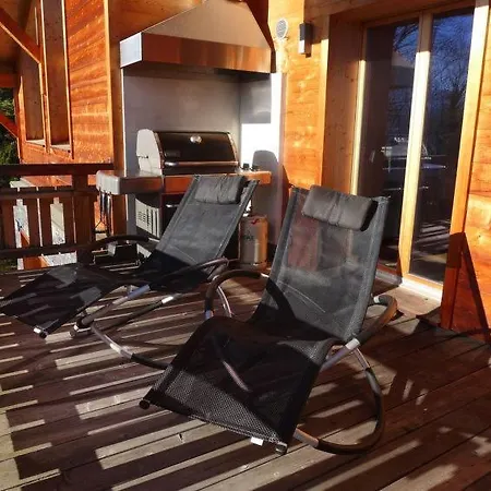 Sleeps 8 Wifi بيت للعطل *